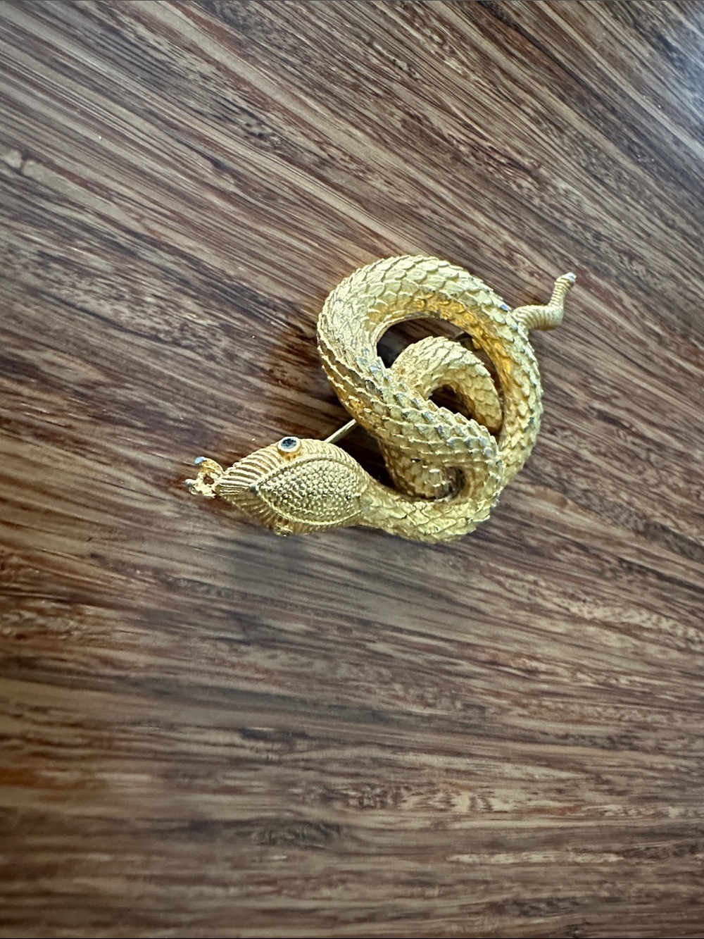 Vintage Gold Snake Reptile brooch pin